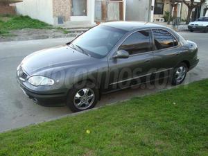 Hyundai Elantra 2.0 GLS Full