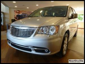 Chrysler Town and Country Limited