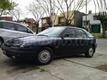 Mazda 323 GLX 4P Full Aut