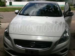 Volvo S60 T6 R-Design